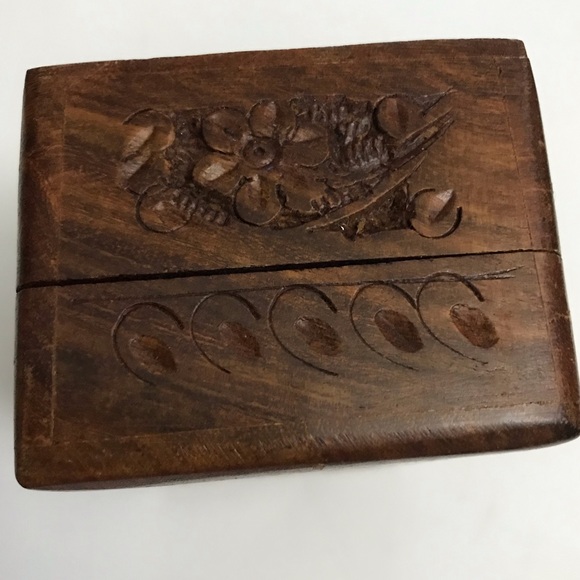 Vintage Handmade Wooden Box Handcarved - Picture 12 of 16